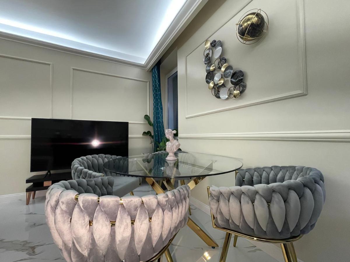 Spanish Steps Glamour & Sauna Luxury **** Appartement